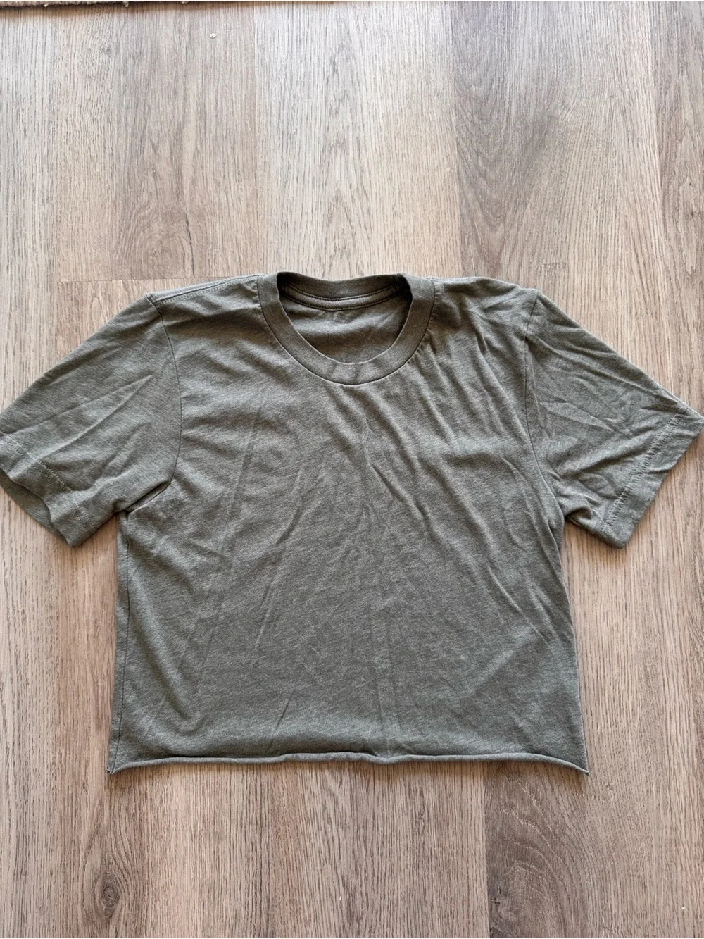 Basic Crop Tee - Picture 1 of 2